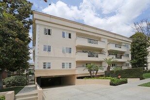 405 N Palm Dr Apartments