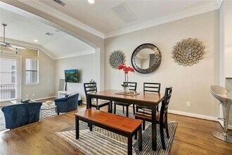 11029 Sherwood Grv in Houston, TX - Building Photo - Building Photo