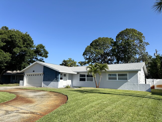 6723 16th Ave N in St. Petersburg, FL - Building Photo - Building Photo