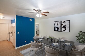 Tropical View Apartments in Fort Lauderdale, FL - Building Photo - Interior Photo