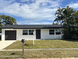 751 Burman Ln NE in Palm Bay, FL - Building Photo