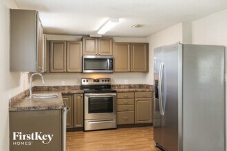 307 Sonora Dr in Orange Park, FL - Building Photo - Building Photo