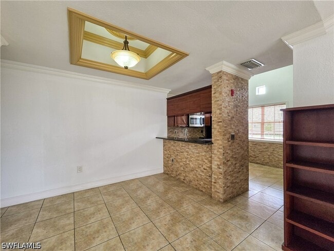 3407 Winkler Ave in Ft. Myers, FL - Building Photo - Building Photo