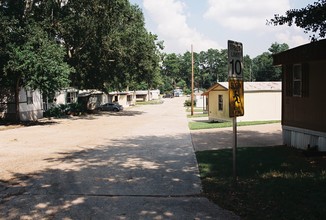 Hidden Valley Mobile Home Park in Huntsville, TX - Building Photo - Building Photo