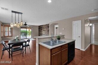 4364 S Tatum Ln in Gilbert, AZ - Building Photo - Building Photo
