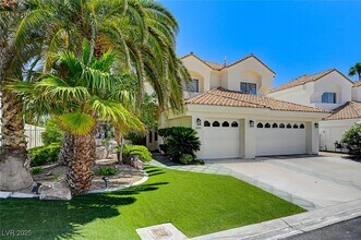 2984 Sun Lake Dr in Las Vegas, NV - Building Photo - Building Photo