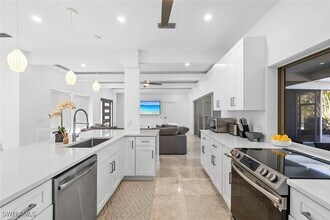 5122 Starfish Ave in Naples, FL - Building Photo - Building Photo