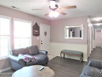 207 America Ct photo'