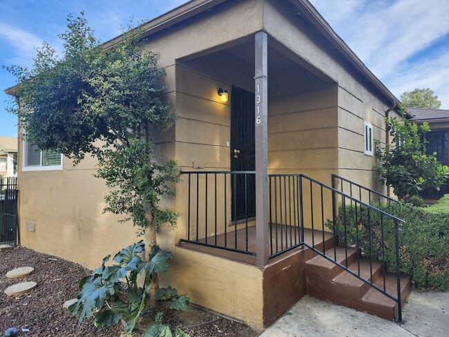 1316 Prado St, Unit 1316 Prado