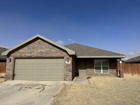 8806 16th St in Lubbock, TX - Building Photo