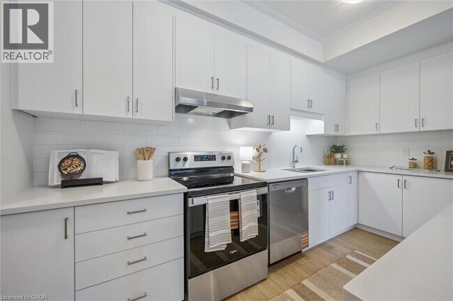 81 REVERIE Wy in Kitchener, ON - Building Photo - Building Photo