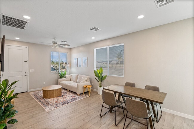 property at 6606 W Paradise Ln