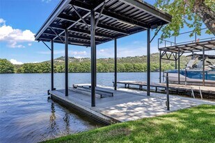 1758 Channel Rd in Austin, TX - Building Photo