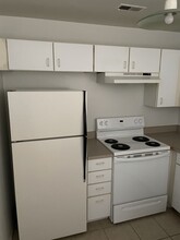 3828 Jones St, Unit 104 in Omaha, NE - Building Photo - Building Photo