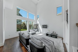 11015 Ayrshire Park Ln in Houston, TX - Building Photo - Building Photo