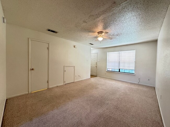 904 Clairidge Ave in Killeen, TX - Building Photo - Building Photo