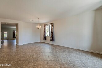 4592 E Gleneagle Dr in Chandler, AZ - Foto de edificio - Building Photo