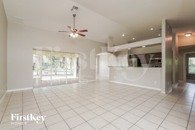 2915 12th St W in Lehigh Acres, FL - Building Photo - Building Photo