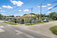 400 NE 4th St in Pompano Beach, FL - Building Photo - Building Photo