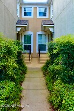 6518 White Blossom Cir in Jacksonville, FL - Foto de edificio - Building Photo