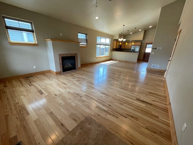 825 Advance Dr in Bozeman, MT - Building Photo - Building Photo