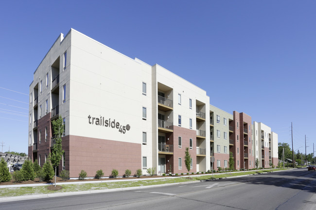 Trailside45 Apartments in Traverse City, MI - Foto de edificio - Building Photo