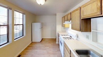 931 N Wahsatch Ave-Unit -A in Colorado Springs, CO - Building Photo - Building Photo