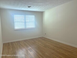 15-15 Little St in Montrose, PA - Building Photo - Building Photo