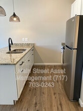 376 E Main St in New Holland, PA - Building Photo - Building Photo