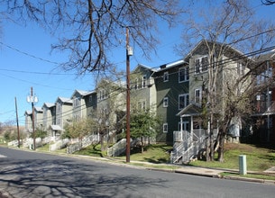 Lyons Gardens in Austin, TX - Building Photo - Building Photo