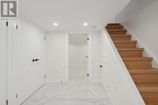 36 Tennis Crescent in Toronto, ON - Building Photo