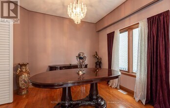 19 Mitchell Ave in Toronto, ON - Building Photo - Building Photo