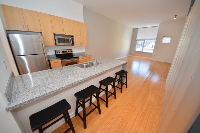 2263 Young Ave in Memphis, TN - Building Photo - Building Photo