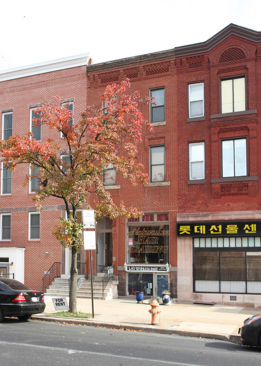 2203 N Charles St in Baltimore, MD - Building Photo