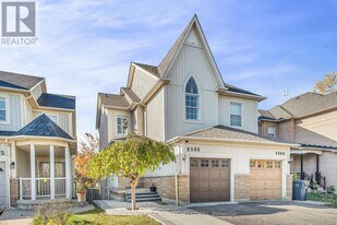 6986 Haines Artist Way in Mississauga, ON - Building Photo