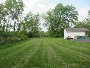 11629 Ravenna Rd in Twinsburg, OH - Building Photo - Building Photo