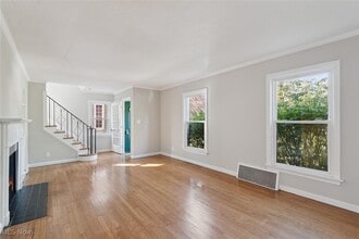 1007 Pennfield Rd in Cleveland Heights, OH - Building Photo - Building Photo