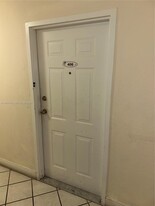 814 NW 36th Ave in Miami, FL - Building Photo