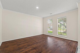 15810 Mission View Ct in Houston, TX - Building Photo - Building Photo