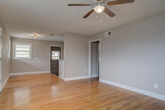 4114 31st St in Lubbock, TX - Building Photo - Building Photo