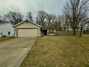 3055 Bluster Ct in West Lafayette, IN - Building Photo - Building Photo