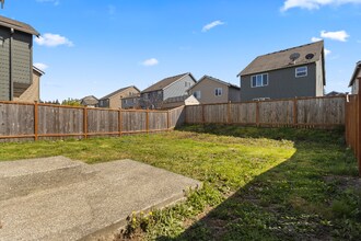 10546 189th St E in Puyallup, WA - Building Photo - Building Photo