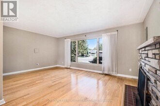 710 Sherbourne Rd in Ottawa, ON - Building Photo - Building Photo