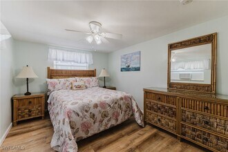 950 San Carlos Dr in Fort Myers Beach, FL - Building Photo - Building Photo