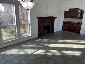 604 N Chattey Rd in Desoto, TX - Building Photo - Building Photo