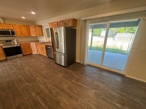 27212 X Ln in Ocean Park, WA - Building Photo - Building Photo