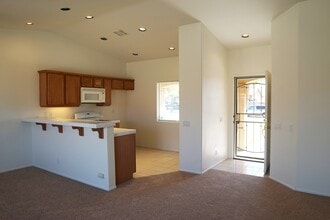 30605 Vía Pared in Thousand Palms, CA - Building Photo - Building Photo