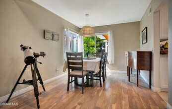 2207 Rusticpark Ct in Thousand Oaks, CA - Building Photo - Building Photo