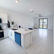 2416 Xelda Ave N in Lehigh Acres, FL - Building Photo