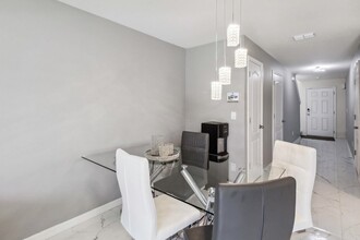 4077 Malawi Trl in St. Cloud, FL - Building Photo - Building Photo